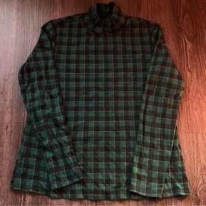 Crift & Barrow green and black plaid lightweight turtleneck